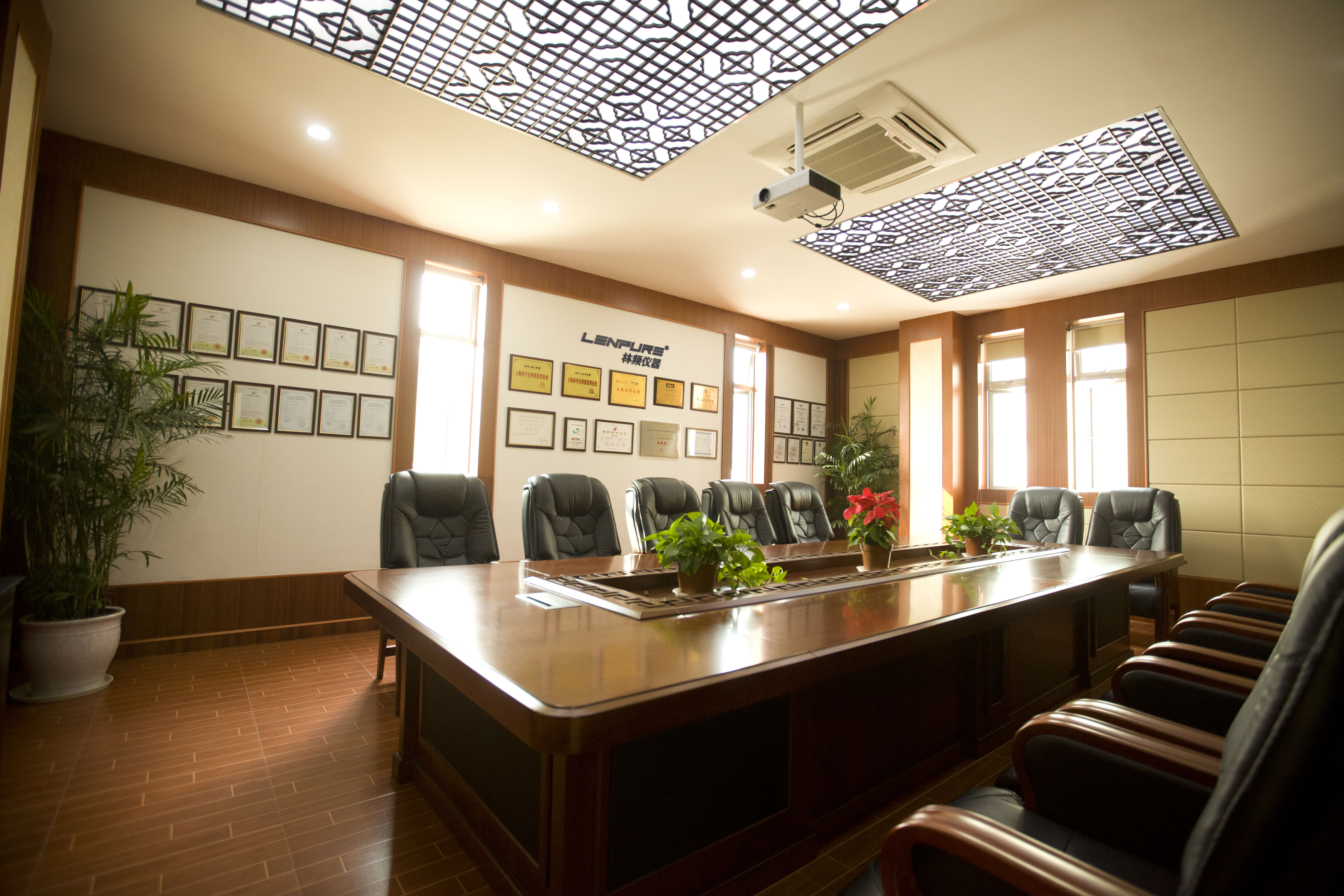 Advanced Customer Meeting Room